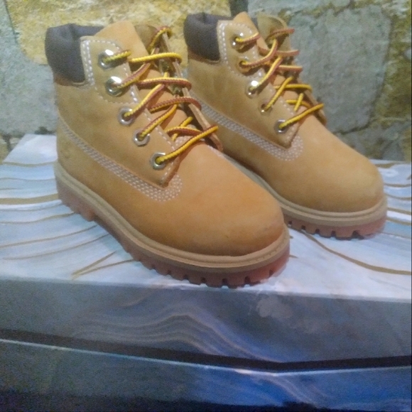 Timberland Boots Kids 7 Wheat Waterproof - Picture 1 of 3